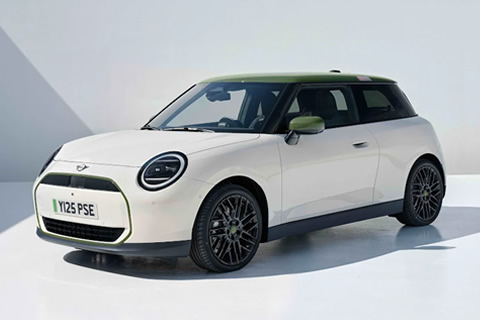 MINI Cooper SE Paul Smith Edition